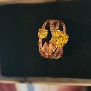 BP YELLOW TOPAZ RING